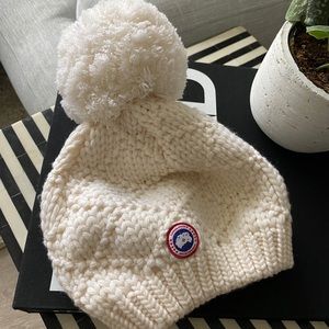 Canada Goose Wool Pom Beanie / Hat / Toque